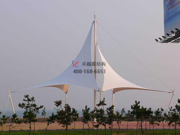 株洲張拉<font color='red'>膜結(jié)構(gòu)景觀(guān)</font>小品【案例圖片】 　　